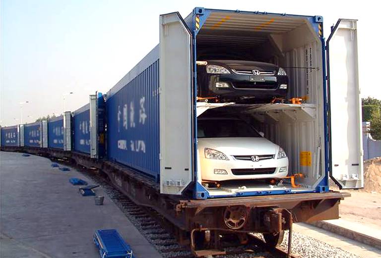 Железнодорожная доставка машины сеткой из Тулуна в Сочи